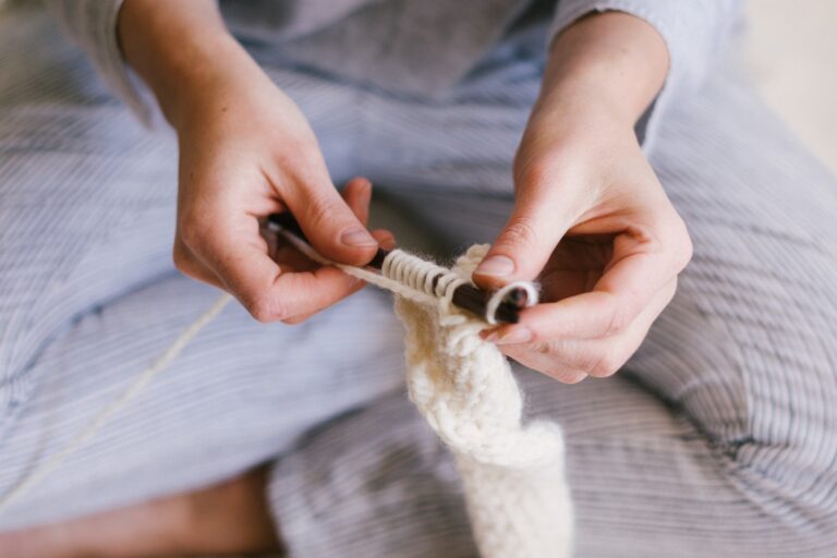 how-do-i-stop-my-fingers-from-hurting-when-i-knit