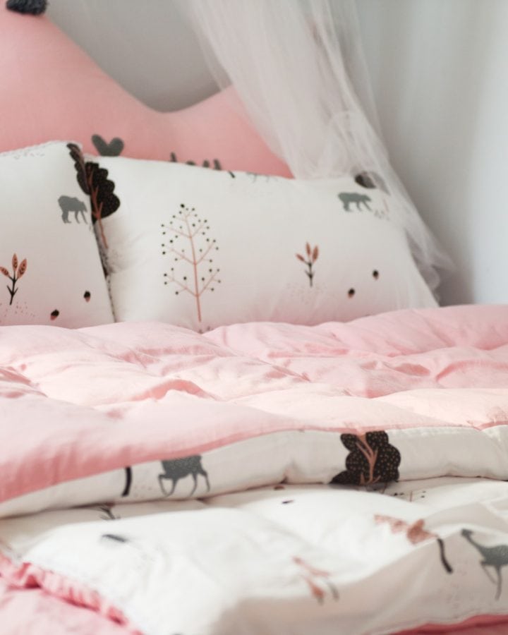 Is a quilt better than a comforter?