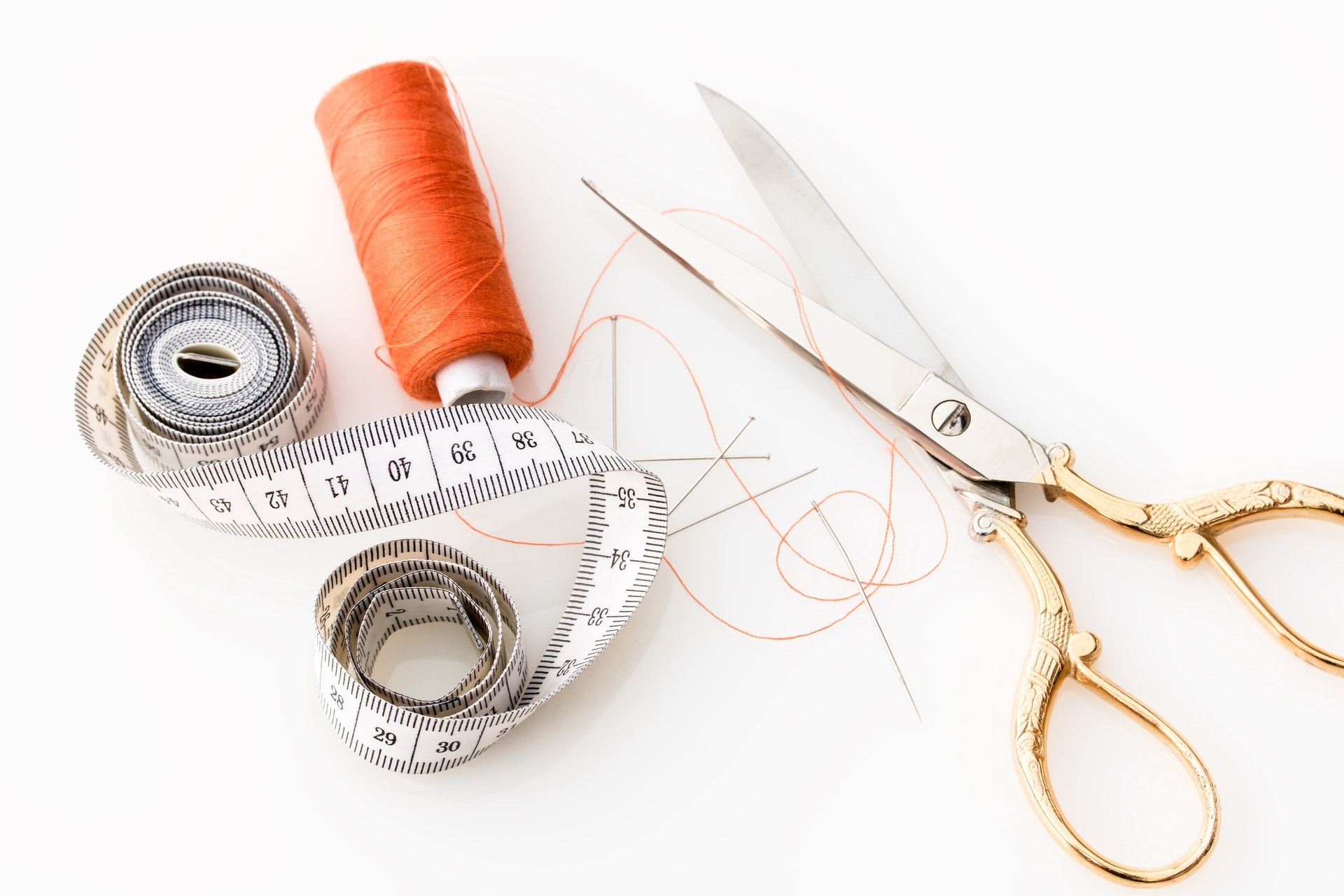 How do I stop my thread from knotting?