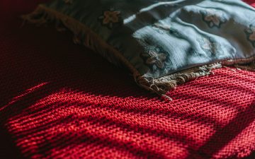 How to wash an acrylic yarn blanket?