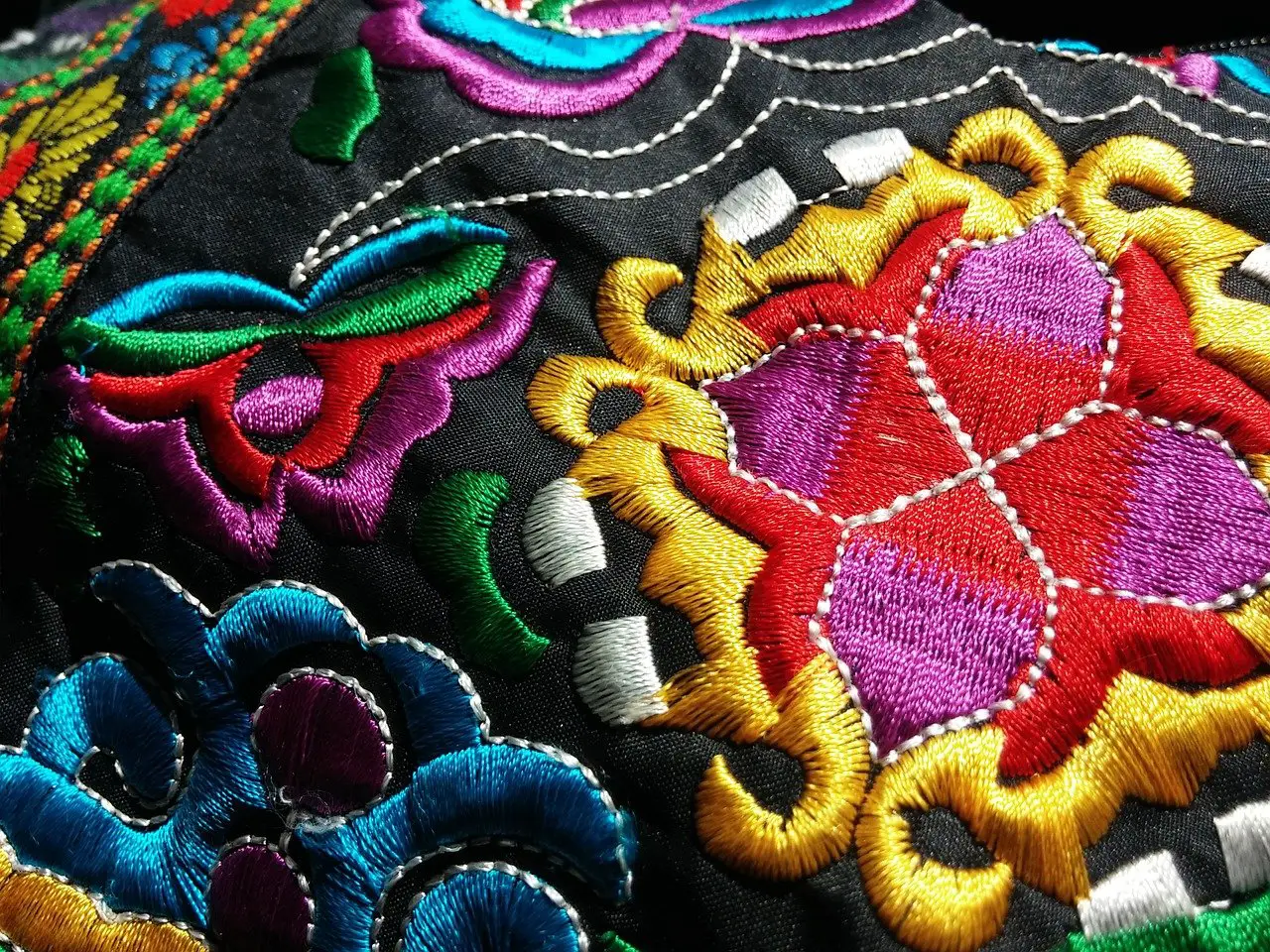 5 Ways to Embroider Without a Stabilizer