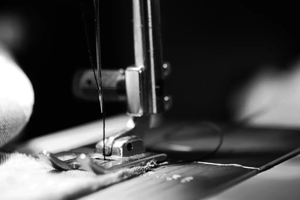 5 Best HeavyDuty Sewing Machine for Advanced Sewers