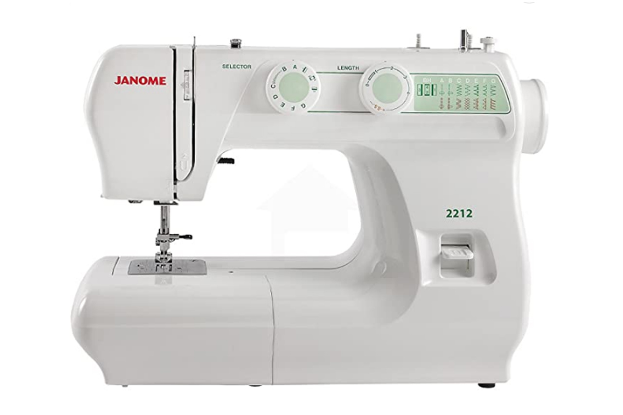 Best Janome Sewing Machine for Beginners