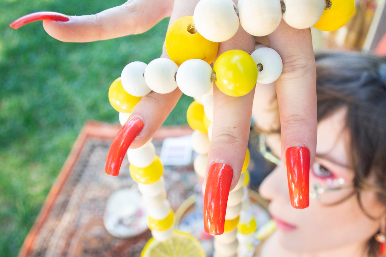 Can you knit with long nails?